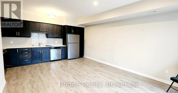 96 Seabrook Drive, Kitchener, ON, N2R 0R7 - 7