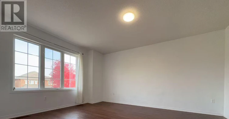 38 Delattaye Avenue, Aurora, ON, L4G 7T8 - 11
