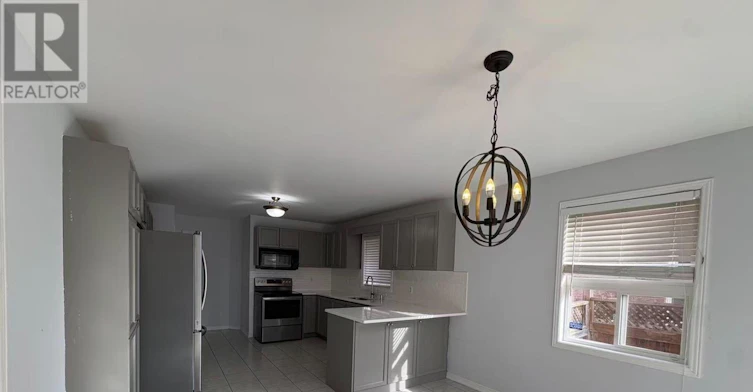 38 Delattaye Avenue, Aurora, ON, L4G 7T8 - 3