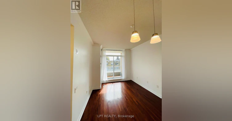 308-2 Edith Drive, Toronto, ON, M4R 2H7 - 2