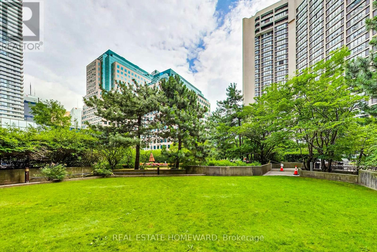 3612-55 Harbour Square, Toronto, ON, M5J 2L1 - 33