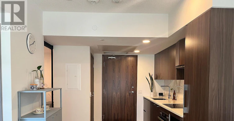 529-3 Concord Cityplace Way, Toronto, ON, M5V 0X4 - 4