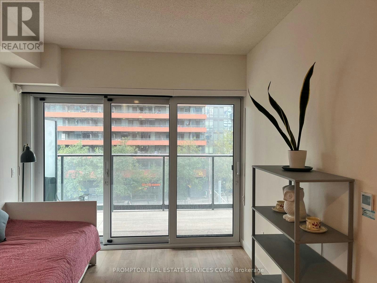 529-3 Concord Cityplace Way, Toronto, ON, M5V 0X4 - 8