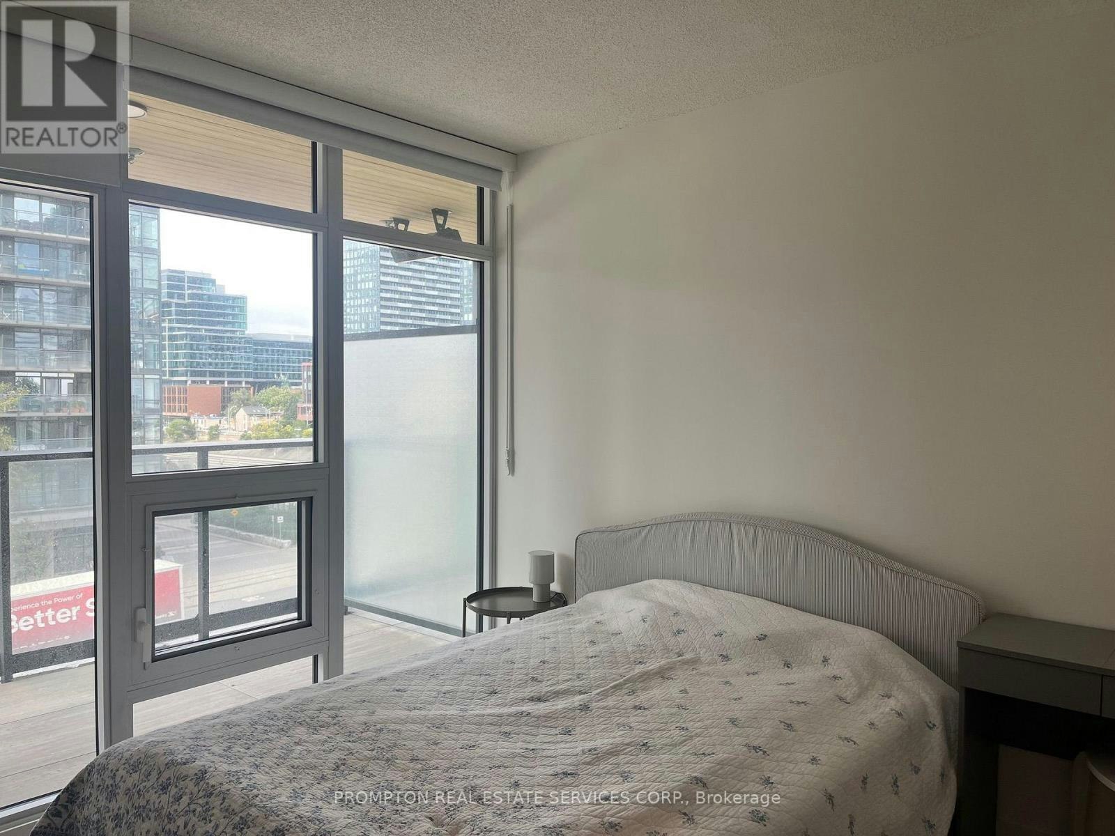 529-3 Concord Cityplace Way, Toronto, ON, M5V 0X4 - 9