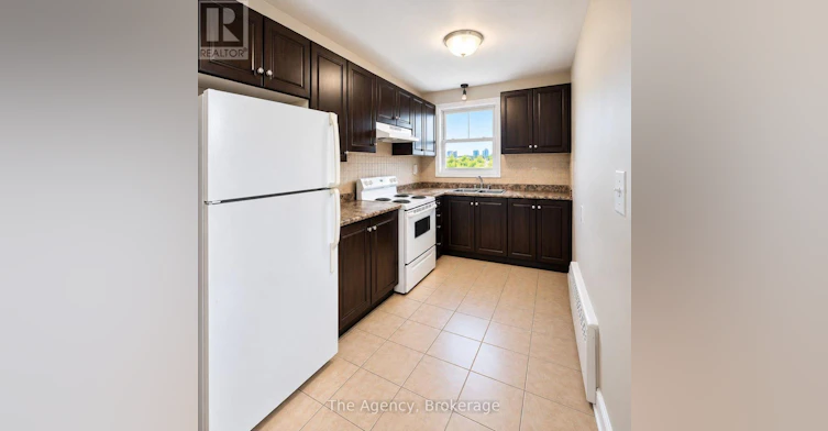 1-139 Westchester Crescent, St. Catharines, ON, L2P 2N8 - 4