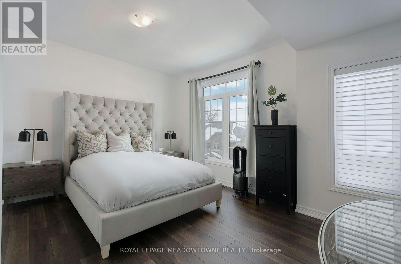 3215 William Coltson Avenue, Oakville, ON, L6H 0X1 - 25