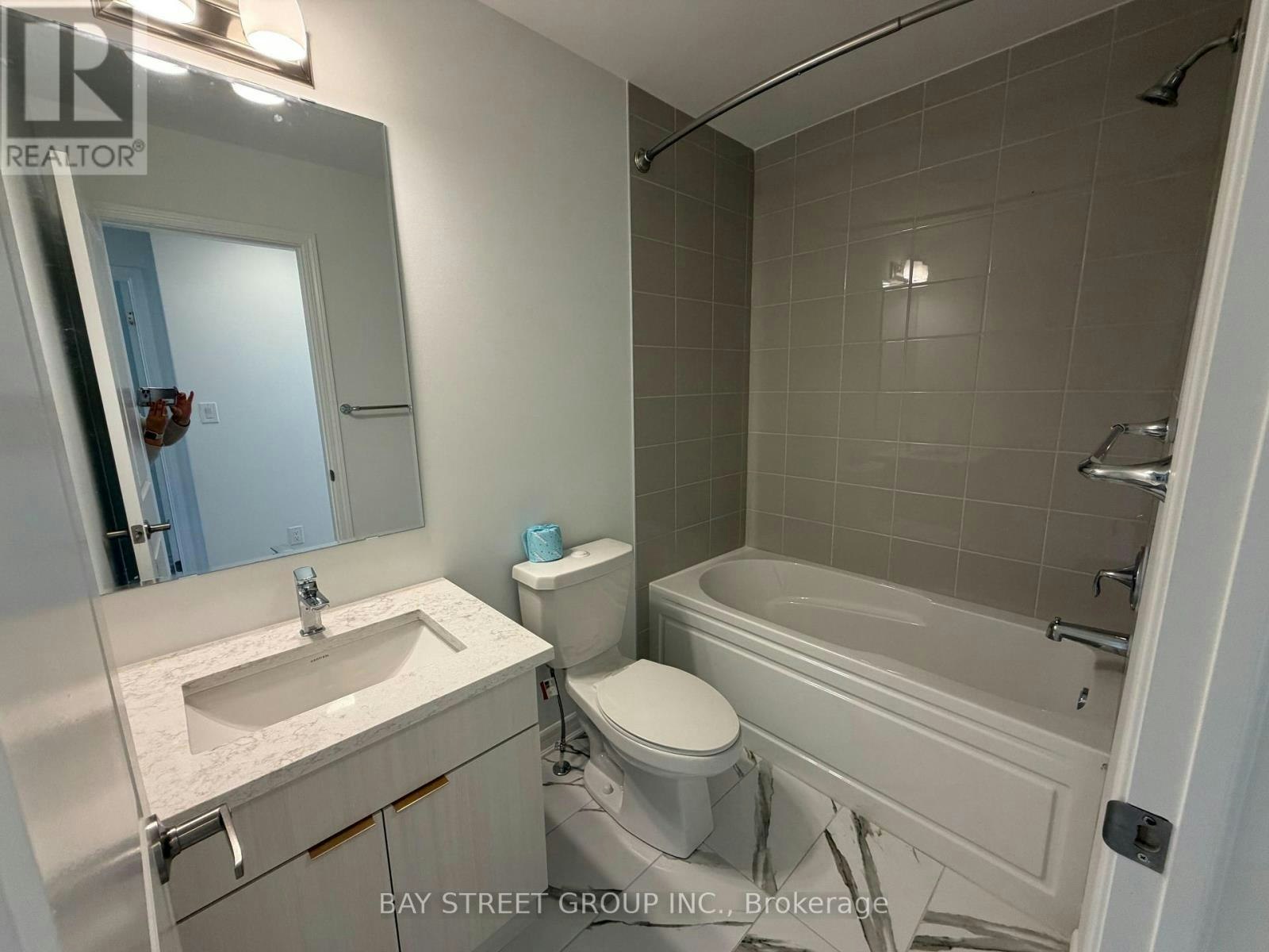120 Avani Avenue, Markham, ON, L6C 3M4 - 6