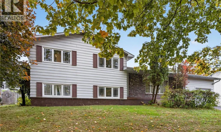74 Talisman Crescent