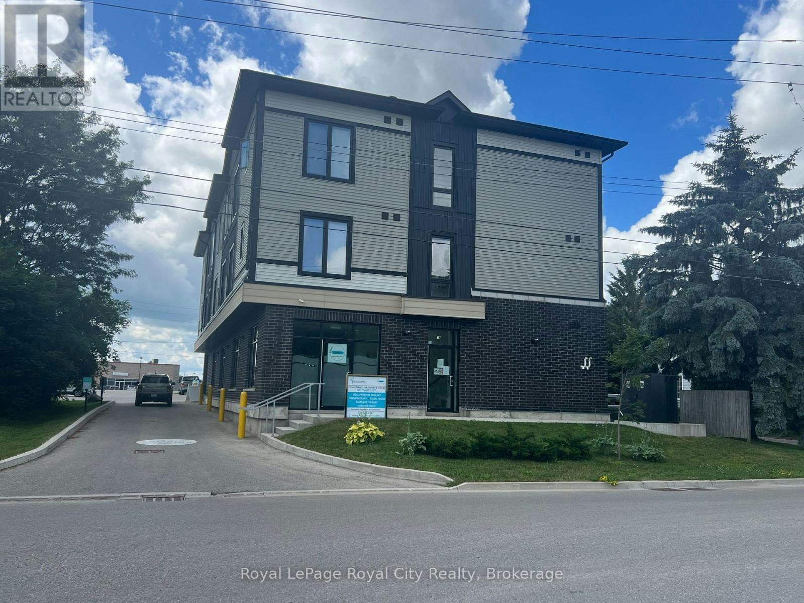 301-71 Victoria Street, Centre Wellington, ON, N0B 1S0