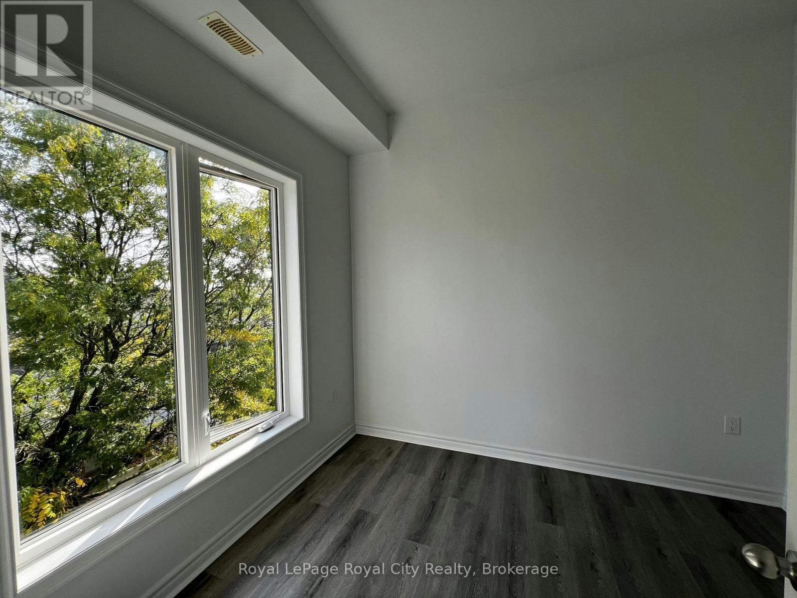 301-71 Victoria Street, Centre Wellington, ON, N0B 1S0 - 7