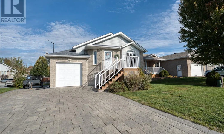 6 Ashgrove