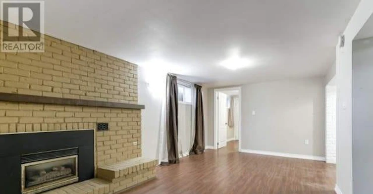 5466 Randolph Crescent, Burlington, ON, L7L 3C5 - 2