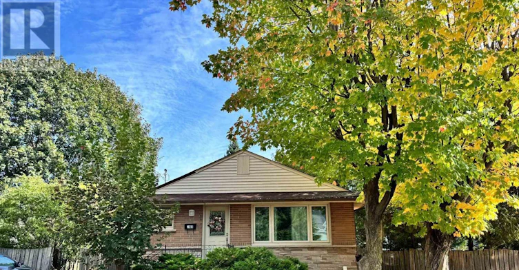 5466 Randolph Crescent, Burlington, ON, L7L 3C5