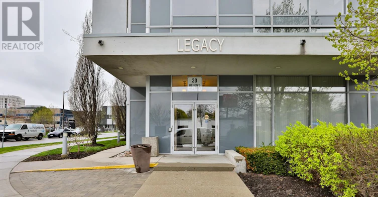 2110-30 Herons Hill Way, Toronto, ON, M2J 0A7 - 2