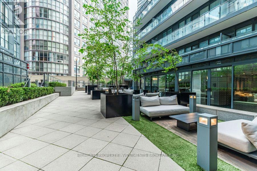 2711-955 Bay Street, Toronto, ON, M5S 0C6 - 35