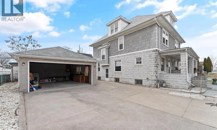 215 Pierre Avenue
