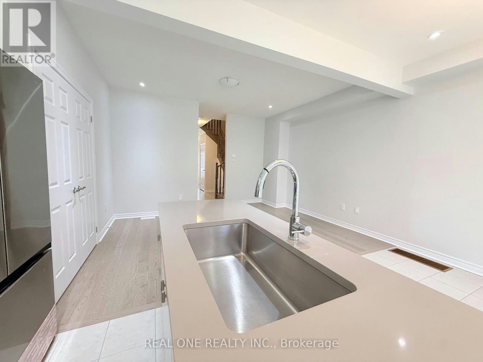 26 Yarl Drive, Markham, ON, L3S 0G5 - 8