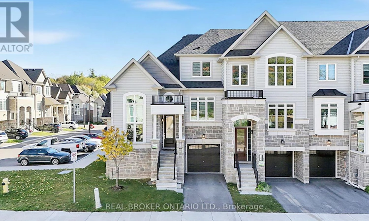 31 Lyall Stokes Circle