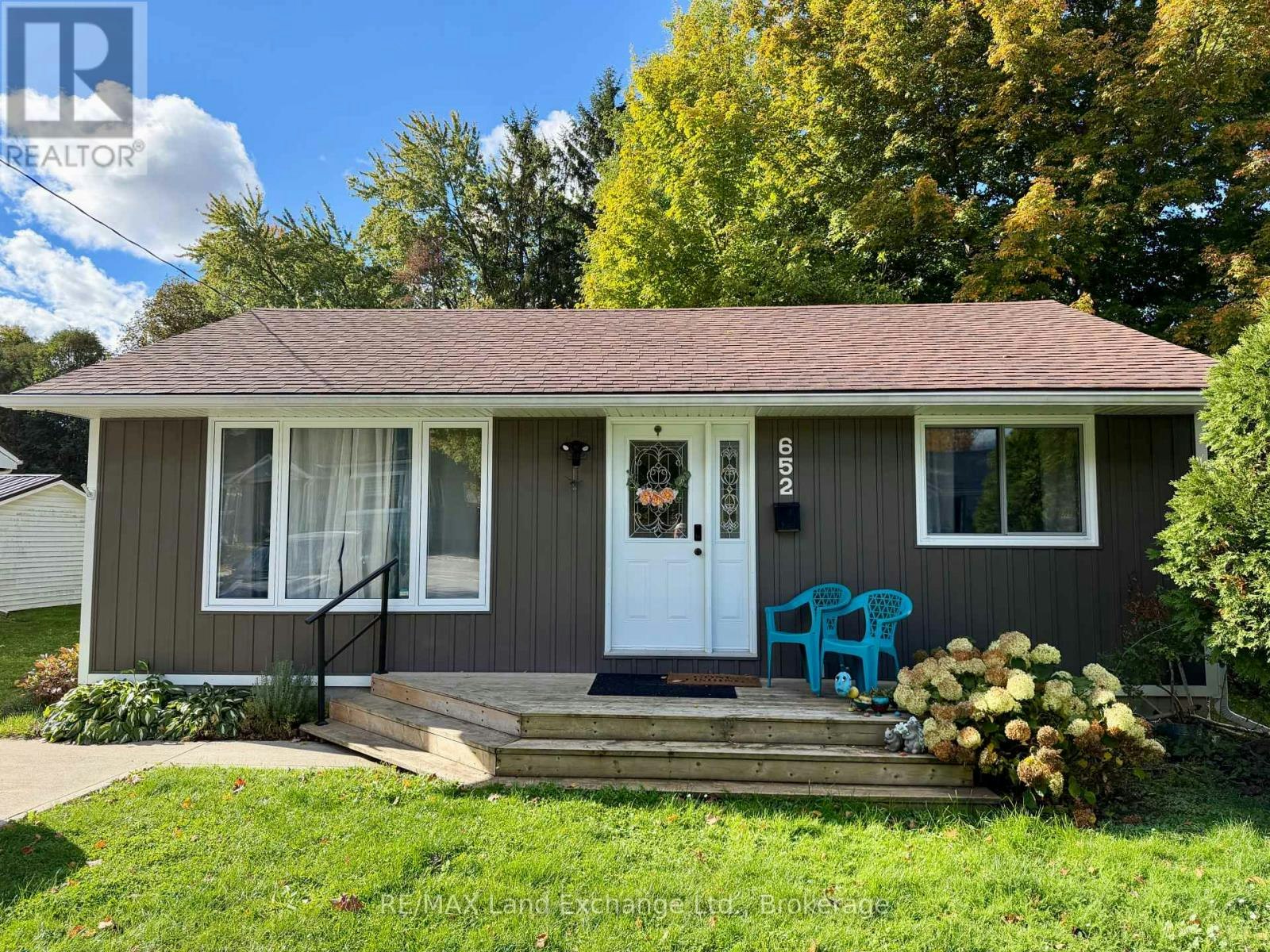 652 Louis Street, Saugeen Shores, ON, N0H 2C4