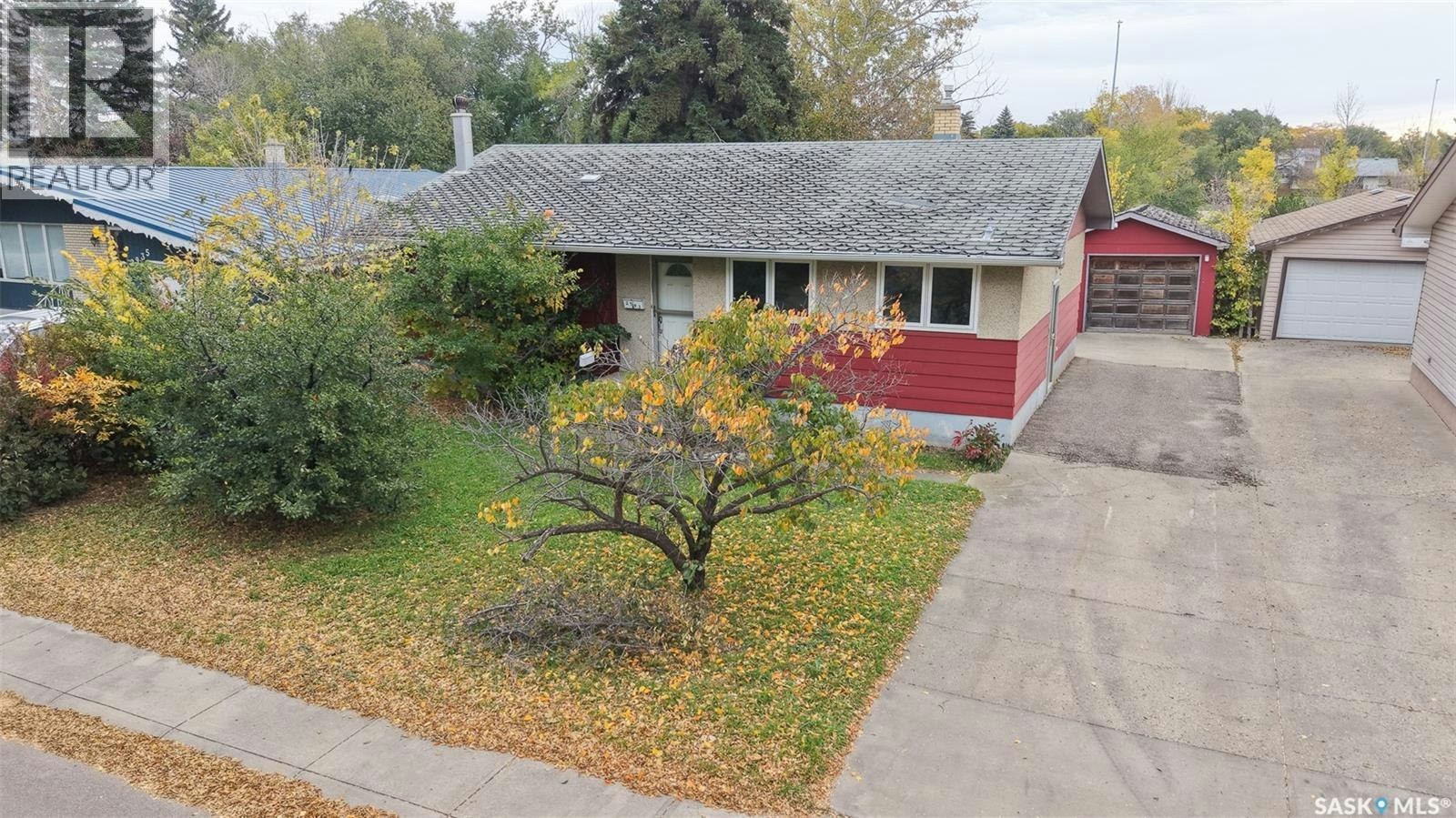 2943 Lacon Street, Regina, SK, S4N 2A9