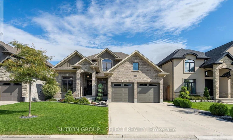 1042 Melsetter Way