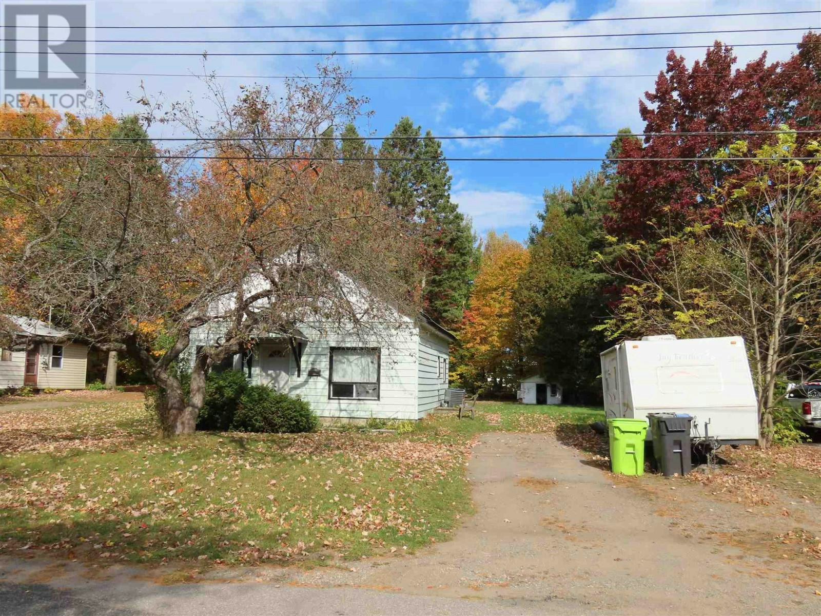 30 Melville Road, Sault Ste. Marie, ON, P6A 5J3