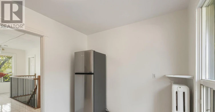 23 Plymonth Road, Welland, ON, L3B 3C4 - 4