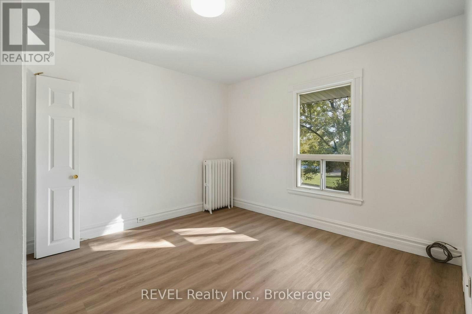 23 Plymonth Road, Welland, ON, L3B 3C4 - 10