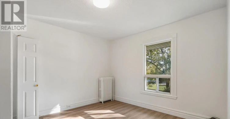23 Plymonth Road, Welland, ON, L3B 3C4 - 10