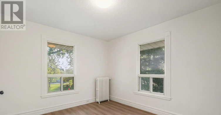 23 Plymonth Road, Welland, ON, L3B 3C4 - 8