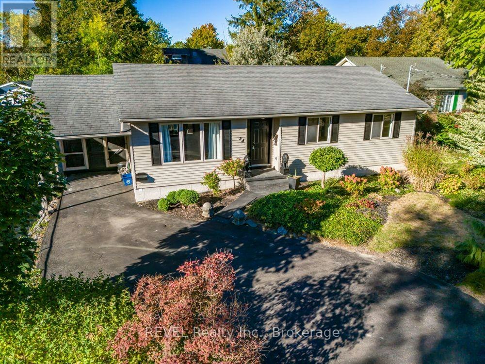 24 Adelaide Street, Fort Erie, ON, L2A 5K5