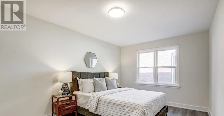 MAIN LEVEL-6801 Dunn Street, Niagara Falls, ON, L2G 2R3 - 4