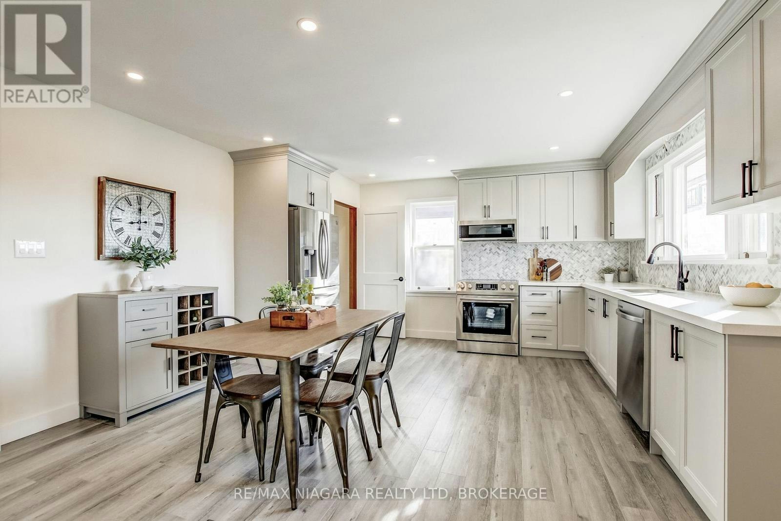 MAIN LEVEL-6801 Dunn Street, Niagara Falls, ON, L2G 2R3 - 2