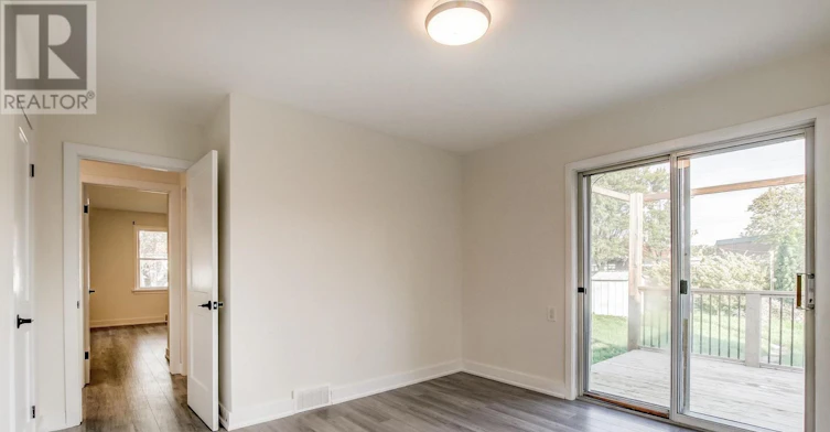 MAIN LEVEL-6801 Dunn Street, Niagara Falls, ON, L2G 2R3 - 7
