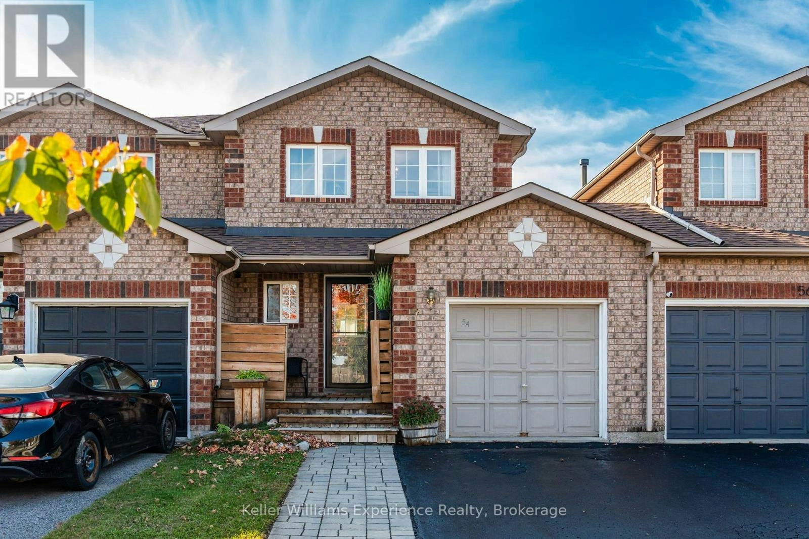 54 Quinlan Road, Barrie, ON, L4M 7B1