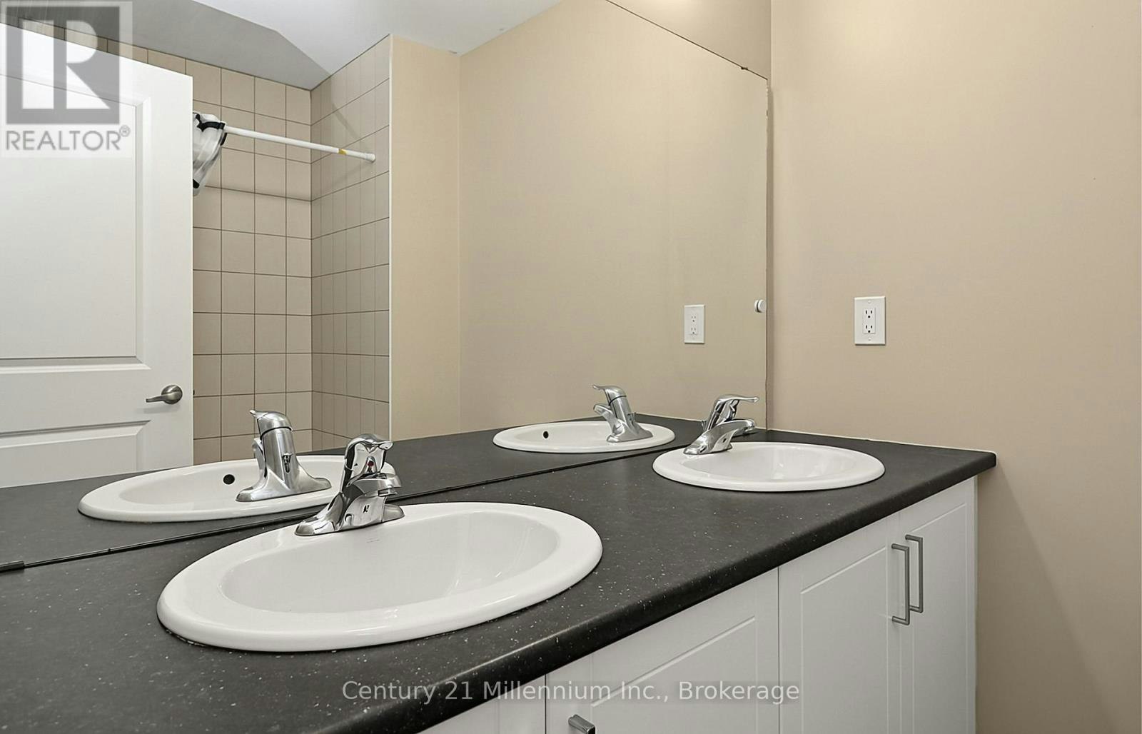 15 Gregory Avenue, Collingwood, ON, L9Y 0X5 - 28