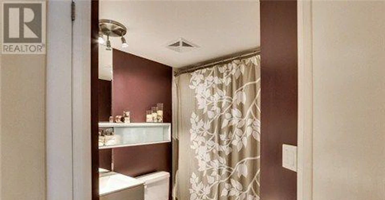 1001-111 Elizabeth Street, Toronto, ON, M5G 1P7 - 5