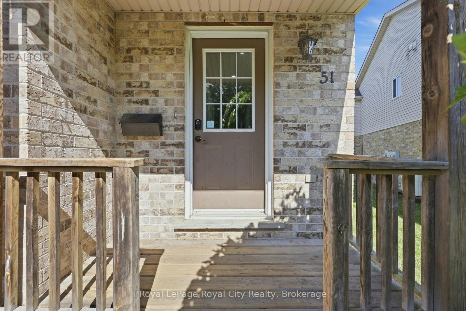 51-169 Bismark Drive, Cambridge, ON, N1S 5B9 - 5