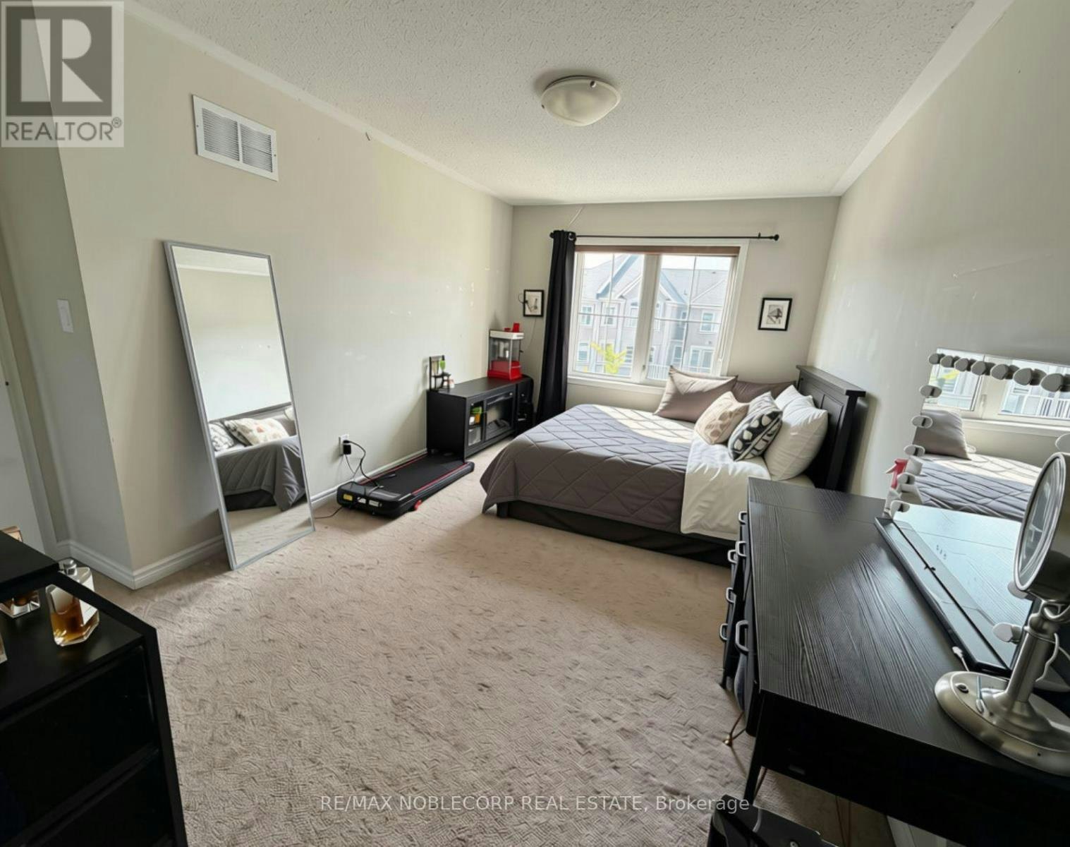 15 Minlow Way, Aurora, ON, L4G 0Y2 - 19
