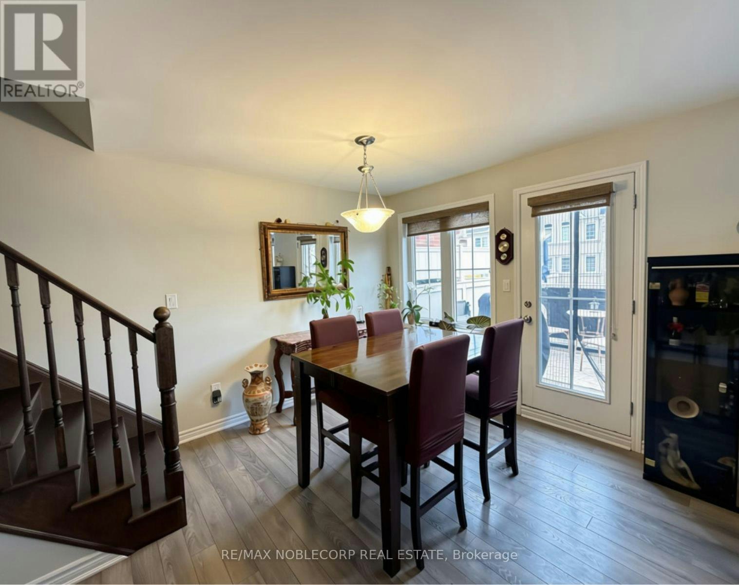 15 Minlow Way, Aurora, ON, L4G 0Y2 - 6