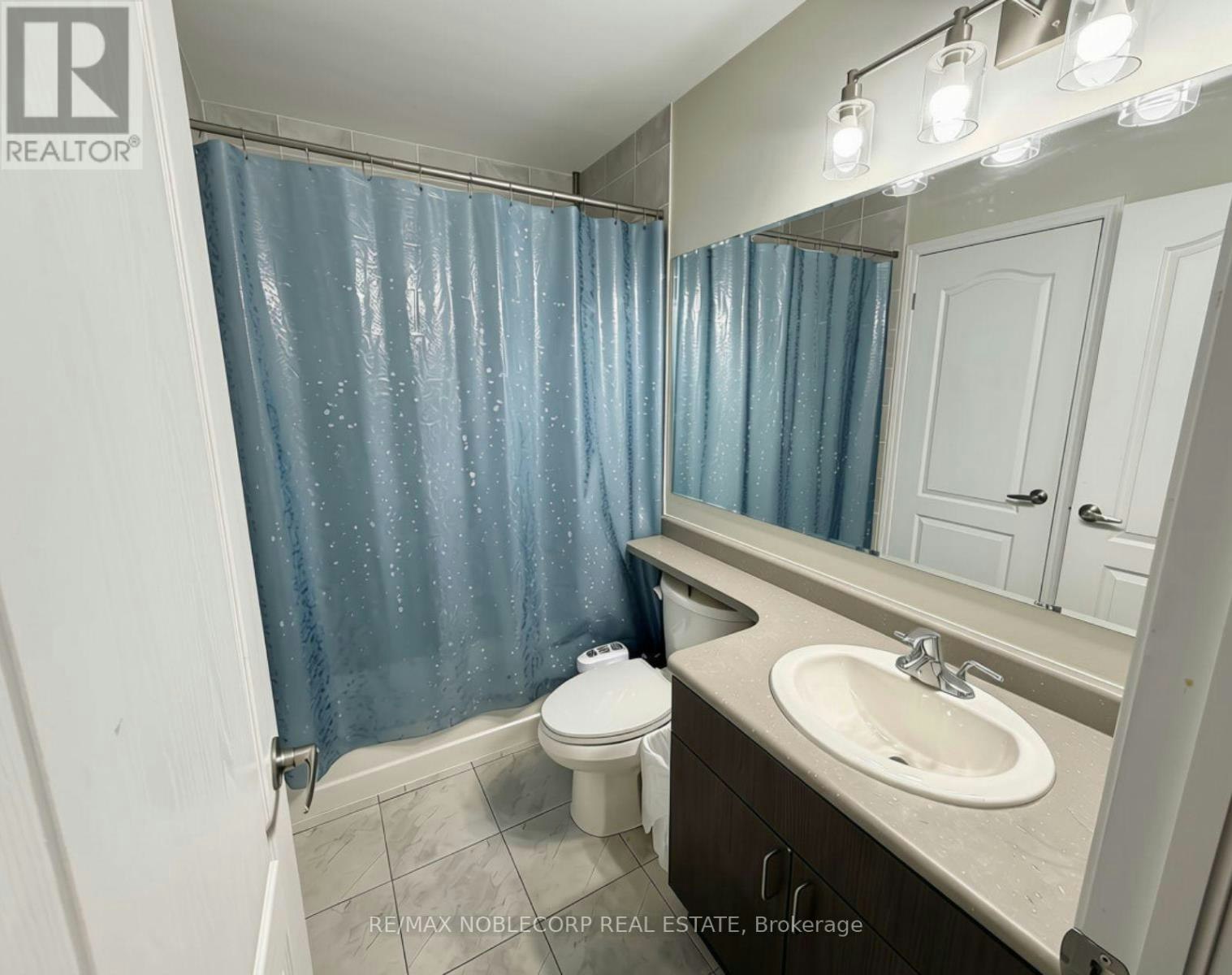 15 Minlow Way, Aurora, ON, L4G 0Y2 - 18