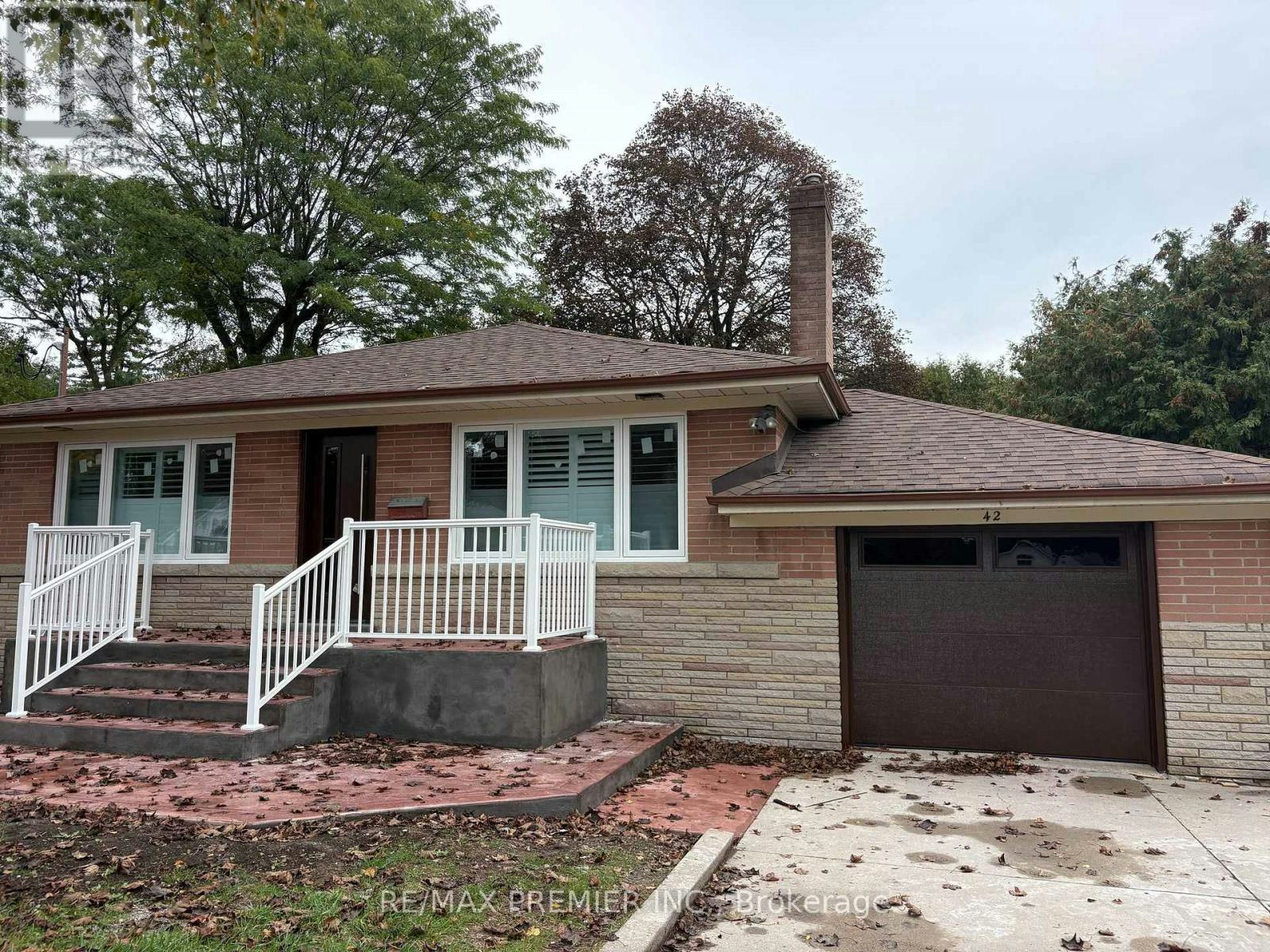 MAIN-42 Rougecrest Drive, Markham, ON, L3P 3B6 - 2