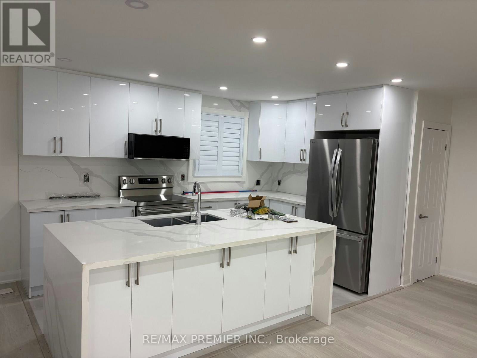 MAIN-42 Rougecrest Drive, Markham, ON, L3P 3B6 - 7
