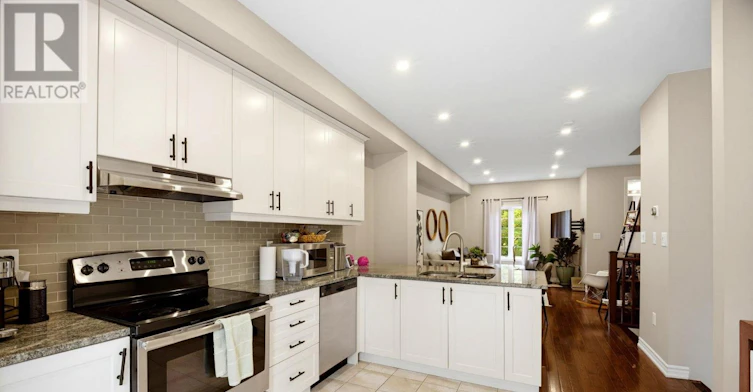 2-1123 Haig Boulevard, Mississauga, ON, L5E 2M6 - 2