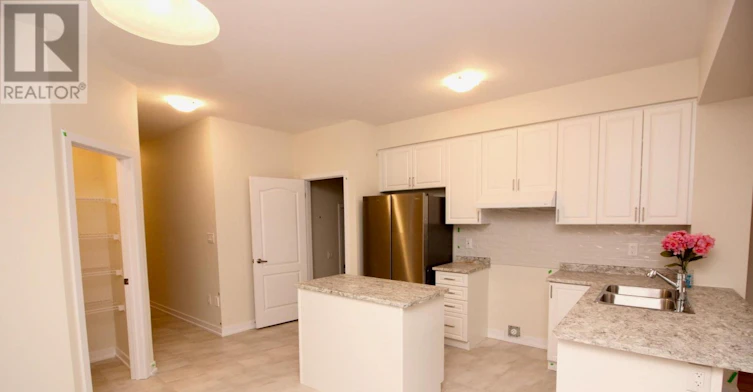 6 Blackberry Lane, Thorold, ON, L3B 0L3 - 7