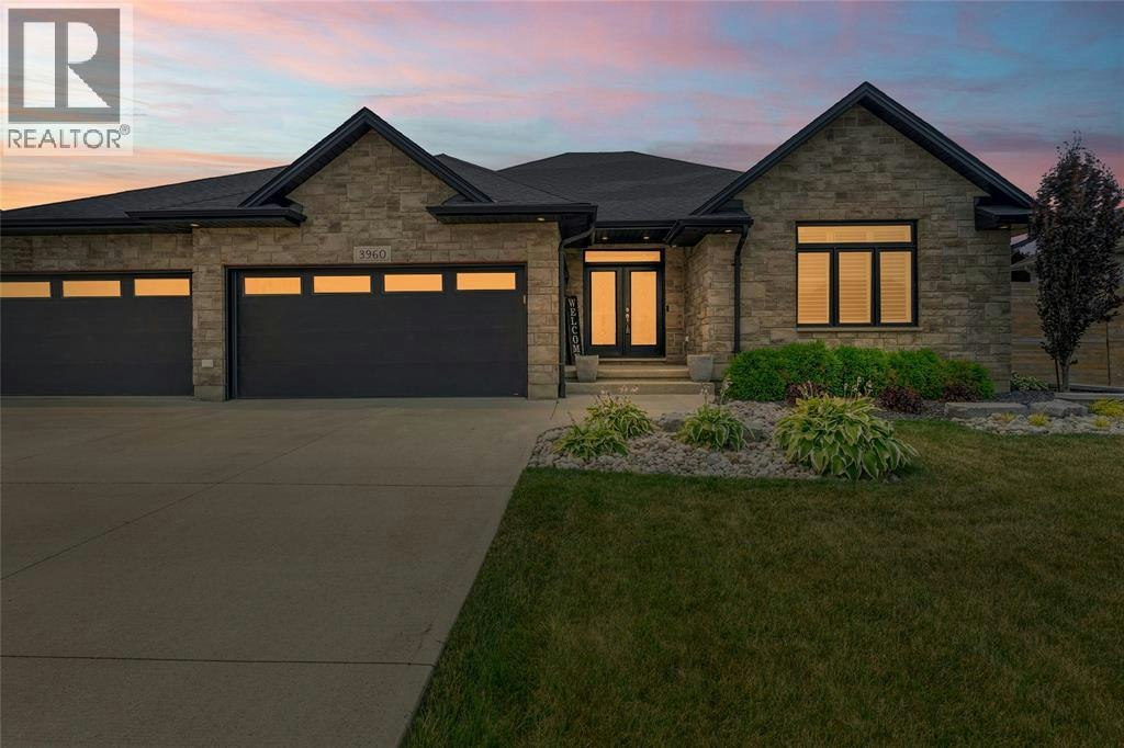 3960 Cullen Drive, Plympton-Wyoming, ON, N0N 1J6