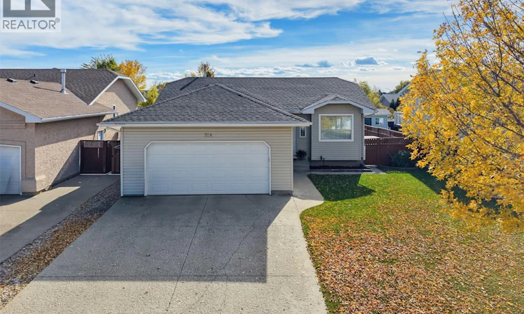 314 Peterson Crescent