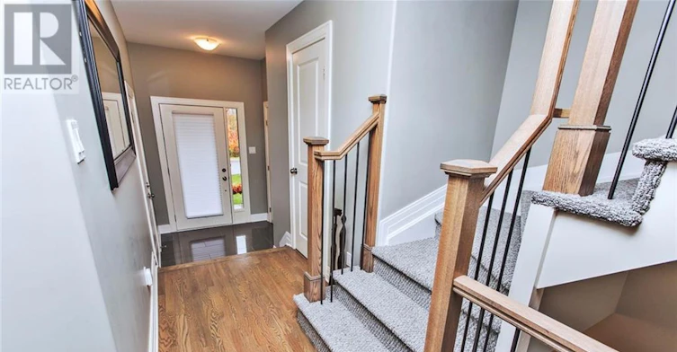159 Woodhurst Crescent, Ottawa, ON, K2S 0T4 - 4