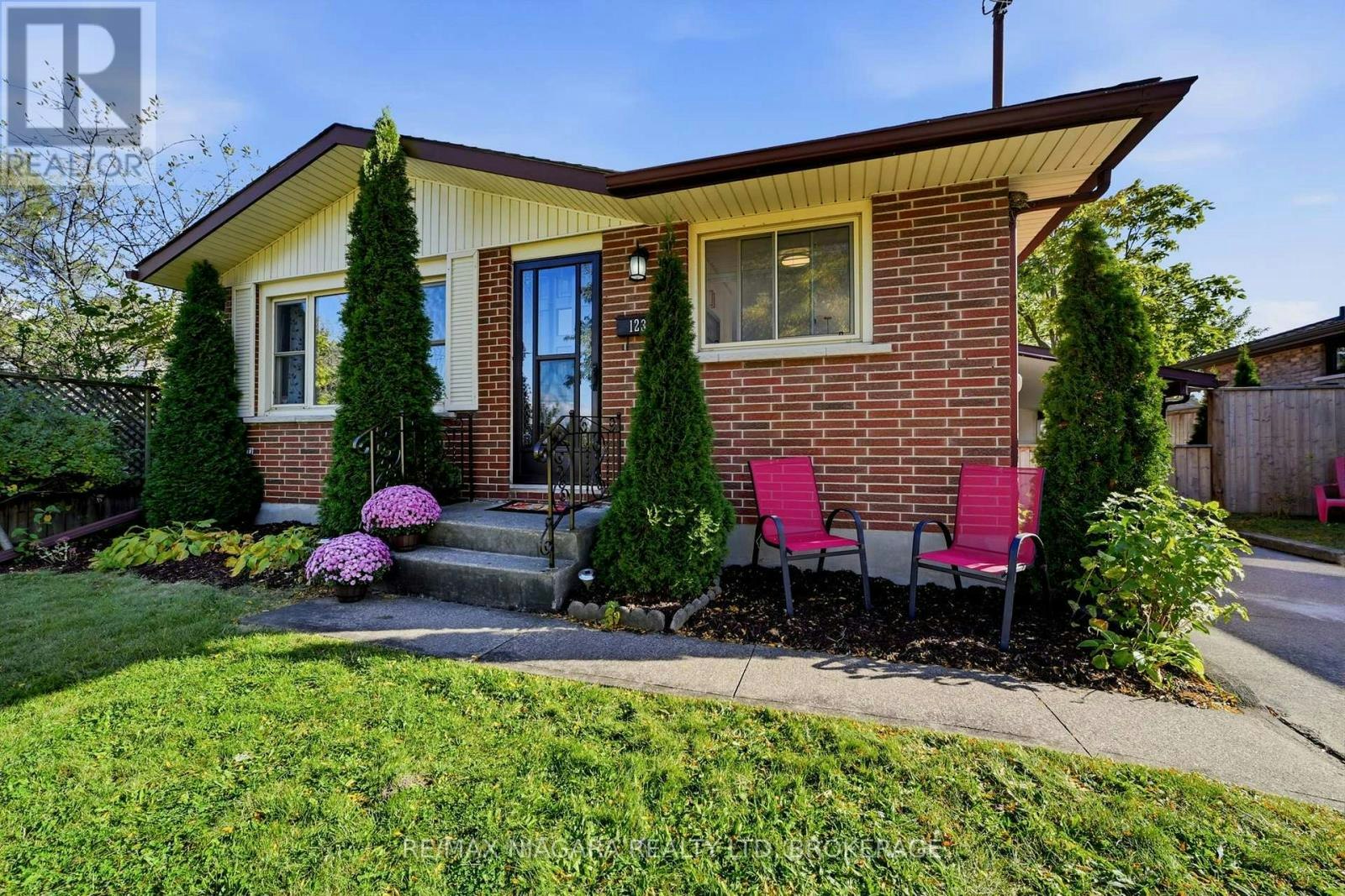 123 Meredith Drive, St. Catharines, ON, L2M 6C5