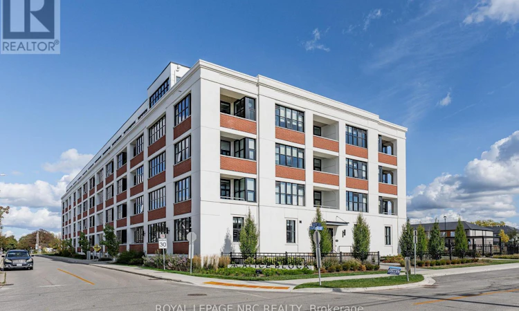 418-120 Huron Street